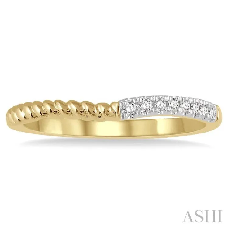 1/20 Ctw Two Tone Round Cut Diamond Wedding Band in 14K Yellow Gold