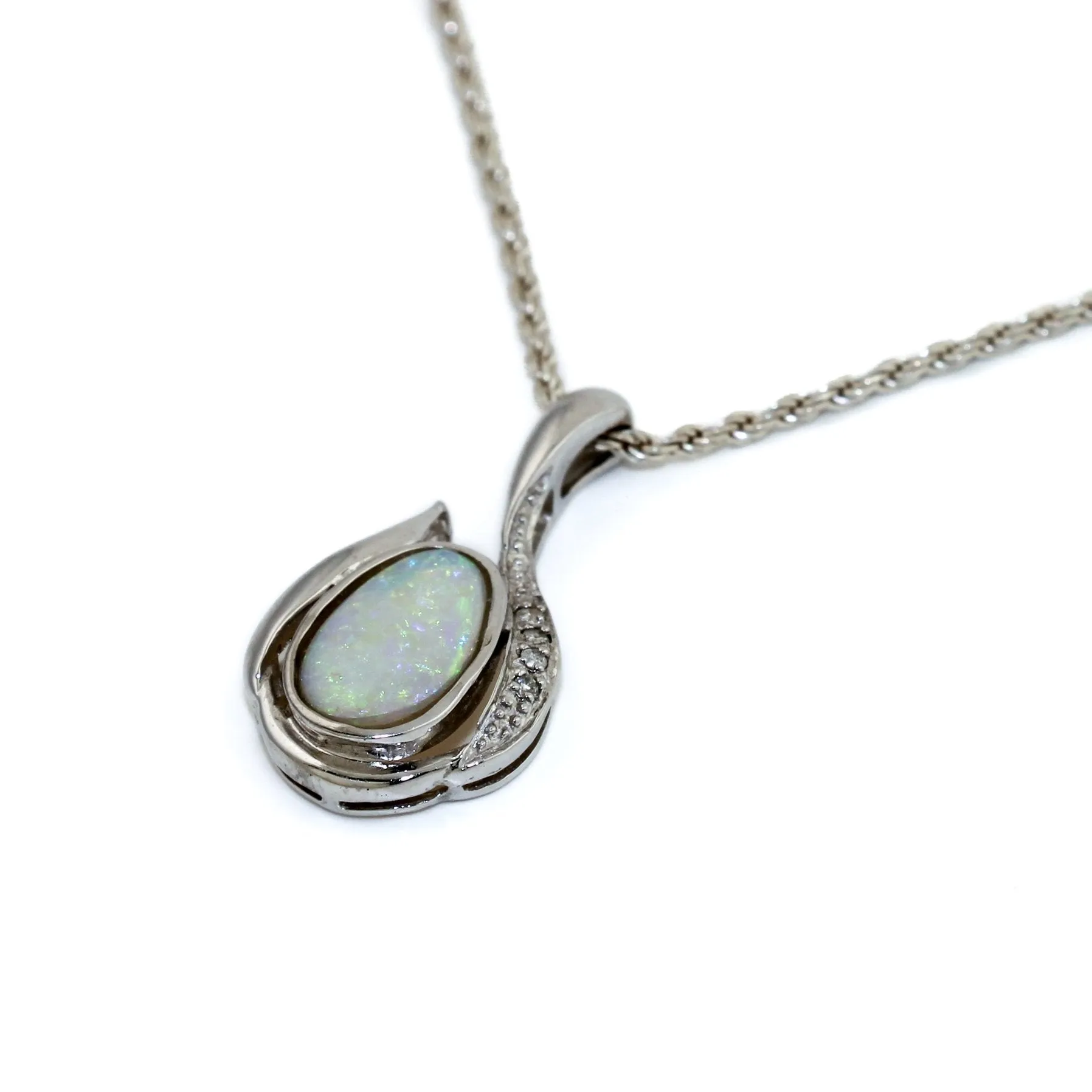 14k White Gold Vintage Opal X Diamond Pendant