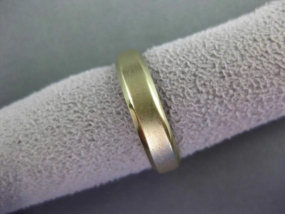 14KT YELLOW GOLD MATTE & SHINY CLASSIC WEDDING ANNIVERSARY BAND RING 4.5mm 23400