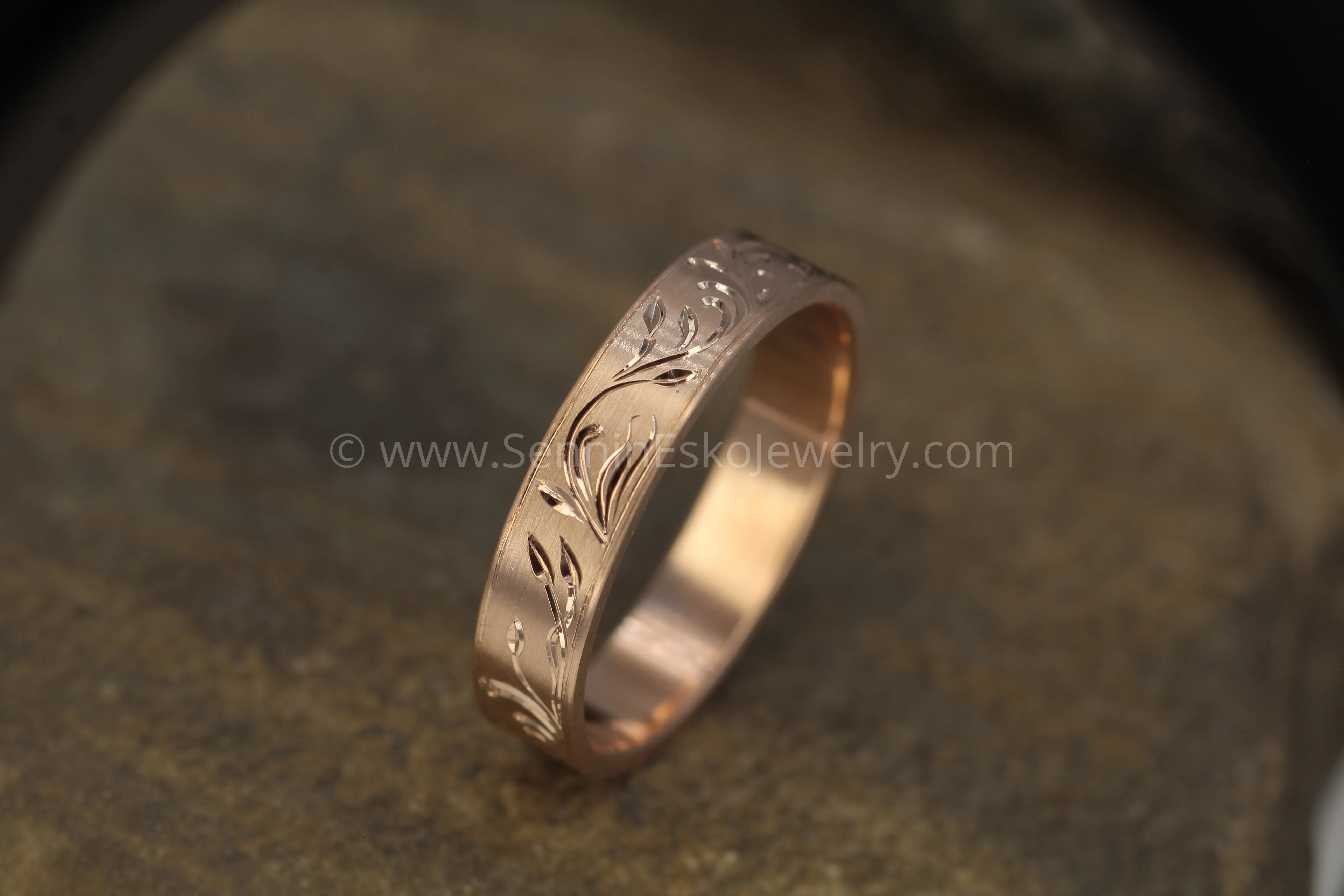 4x1mm Branches and Leaves Ring Variation 1 - 14kt Rose Gold Bright Cut Engraved Band