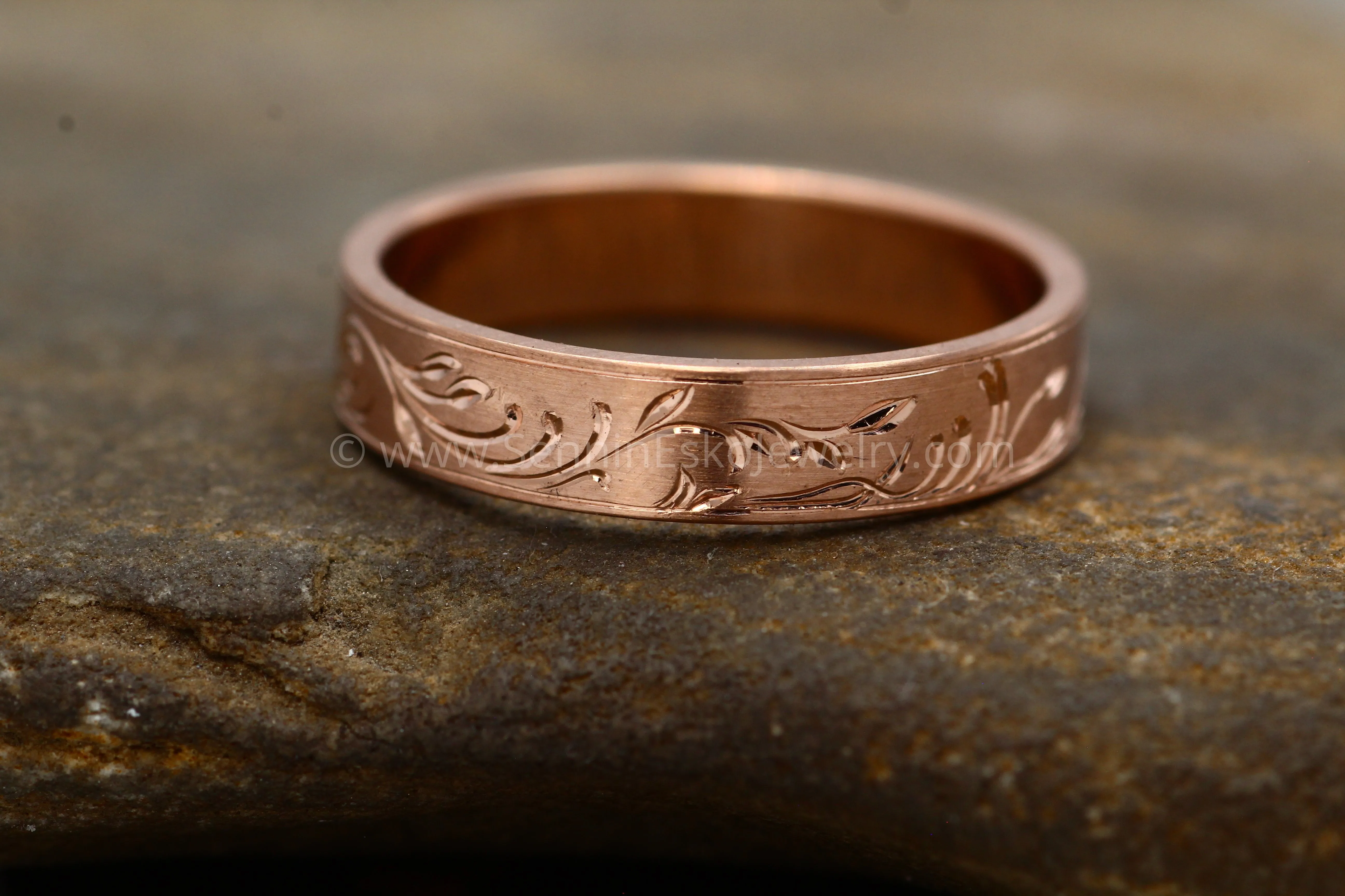 4x1mm Branches and Leaves Ring Variation 1 - 14kt Rose Gold Bright Cut Engraved Band