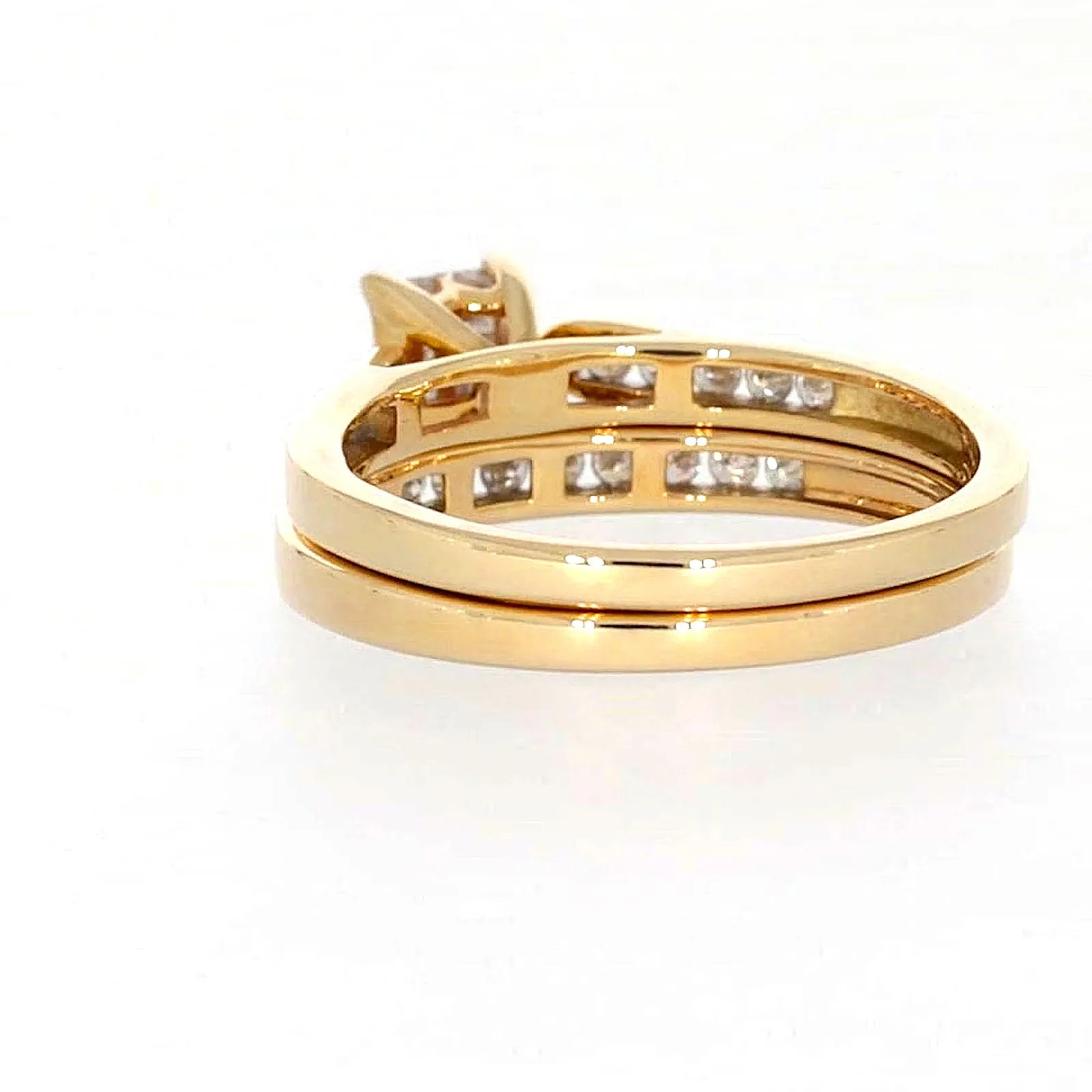 9ct Yellow Gold Princess & Round Brilliant Cut with 1/2 CARAT tw of Diamonds Ring