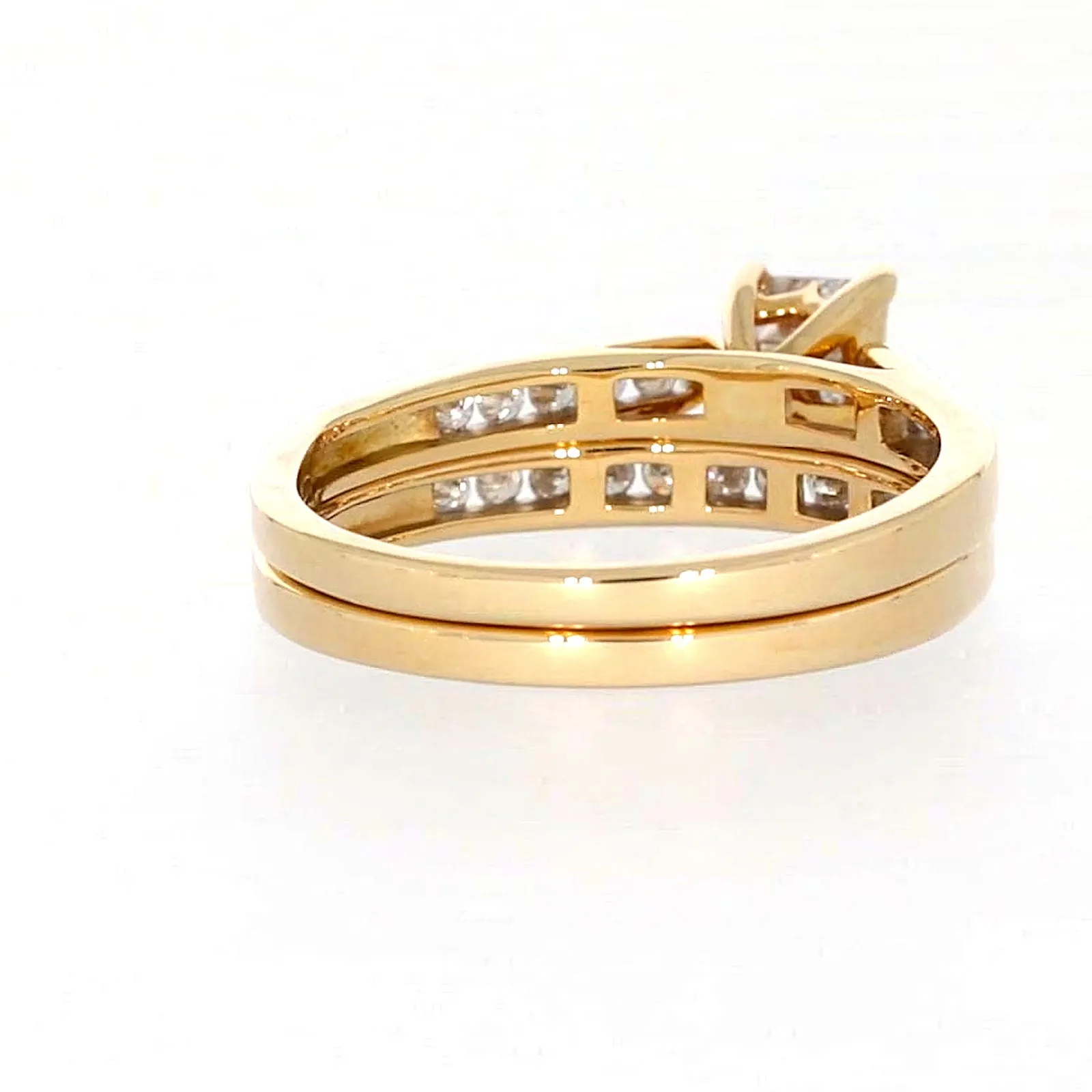 9ct Yellow Gold Princess & Round Brilliant Cut with 1/2 CARAT tw of Diamonds Ring