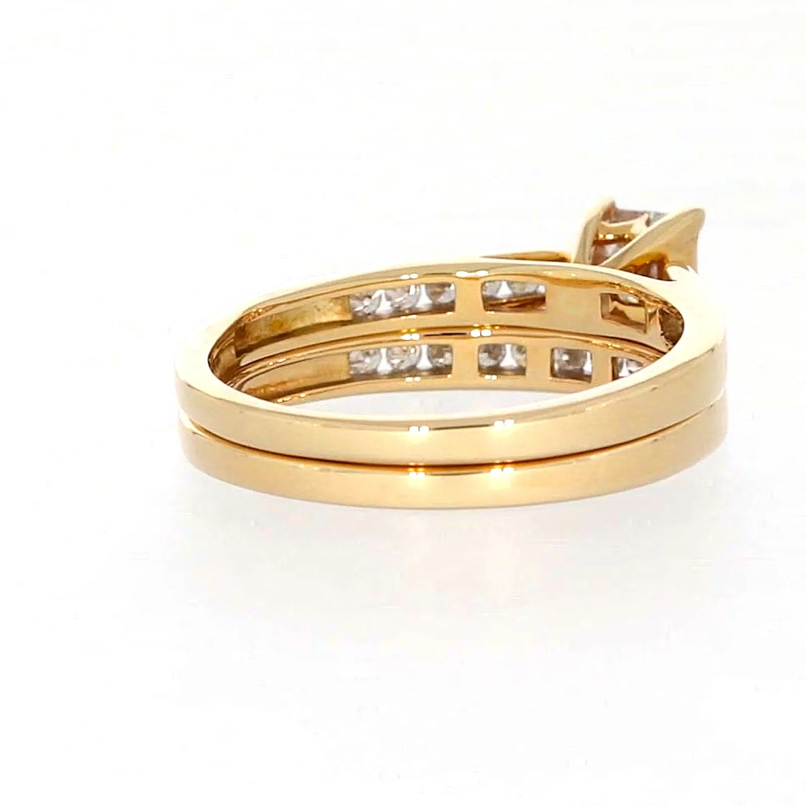 9ct Yellow Gold Princess & Round Brilliant Cut with 1/2 CARAT tw of Diamonds Ring