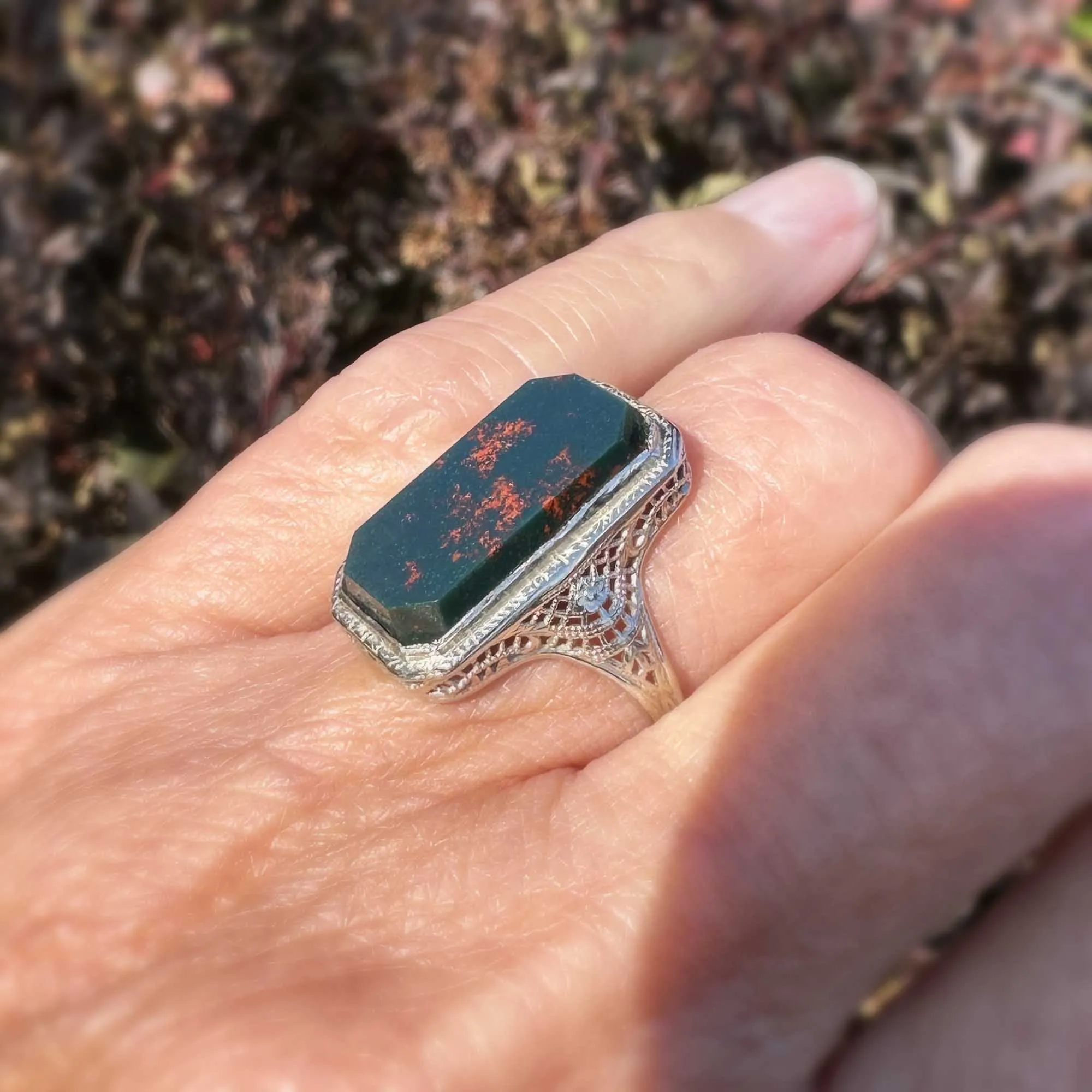 Art Deco 18K White Gold Filigree Bloodstone Ring