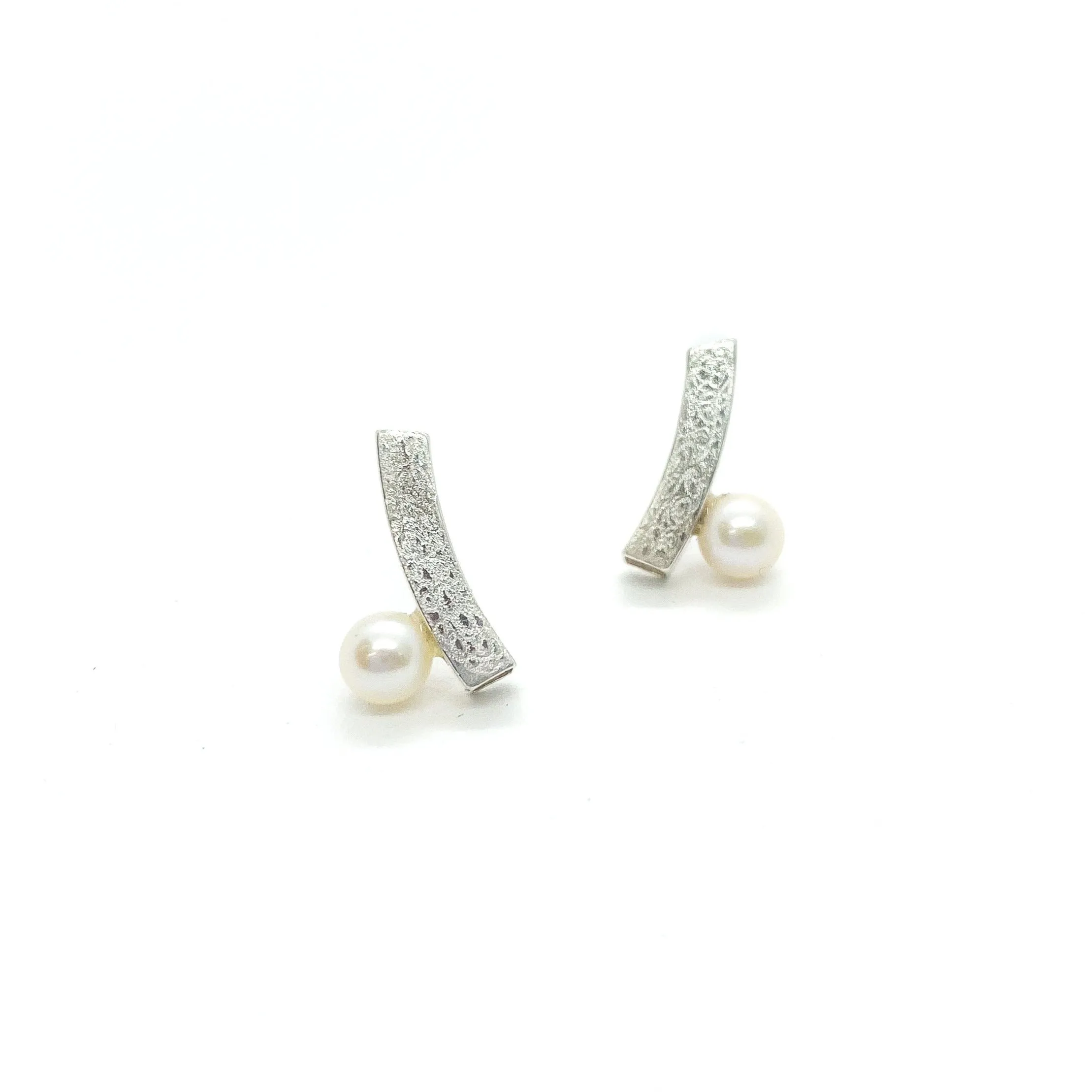 Balance Stud Earrings