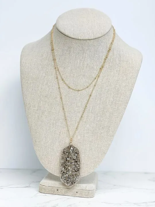 Classic Pendant Beaded Long Necklace - Grey