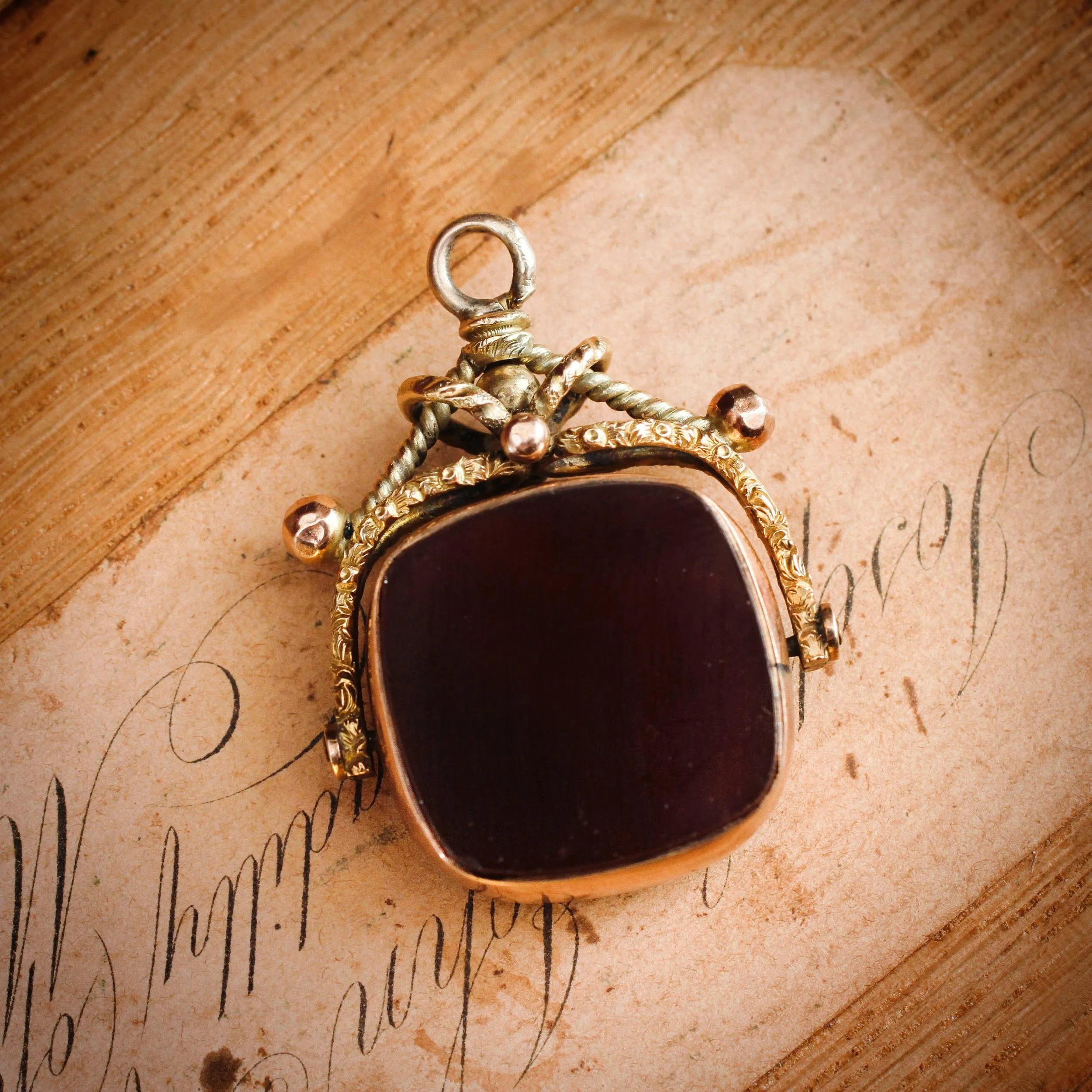 Date 1897 9ct Gold Heliotrope & Carnelian Swivel Fob