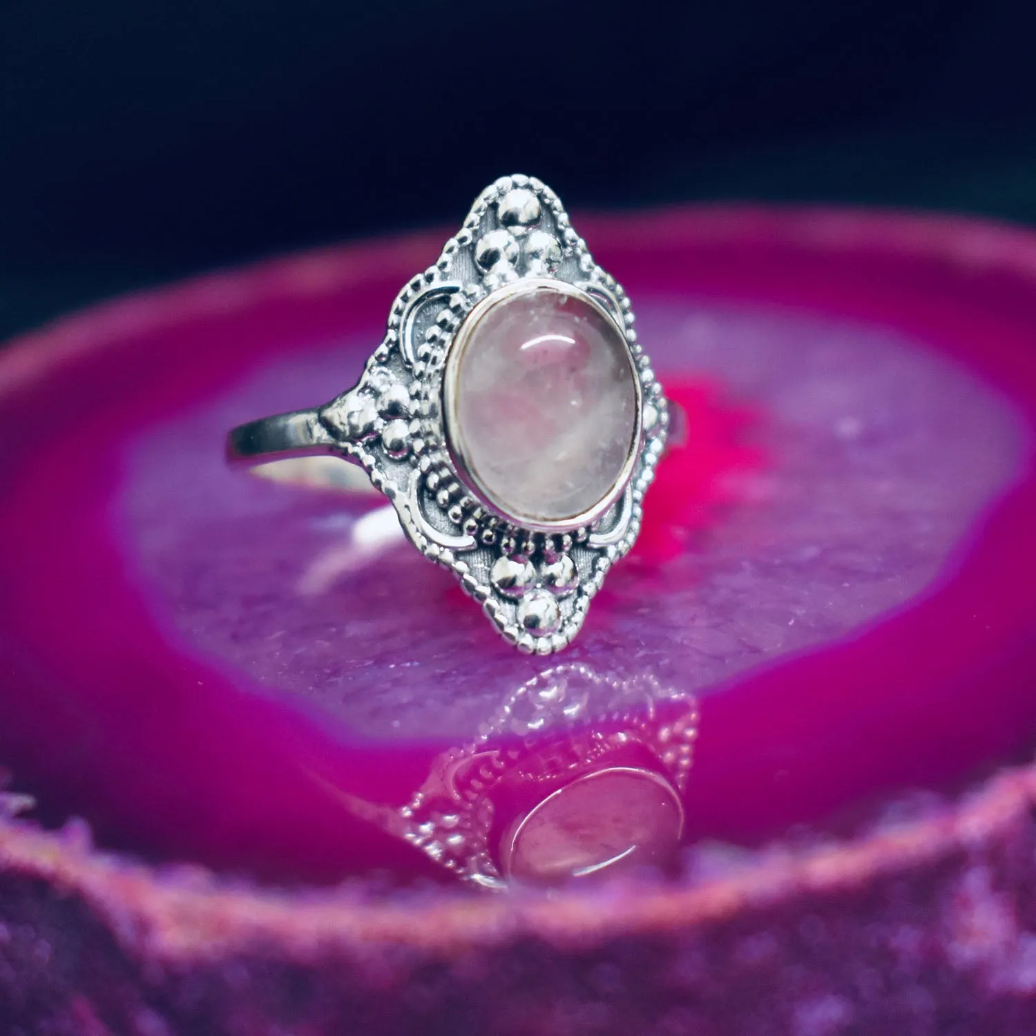 Detailed Rose Quartz Ring (925) Sterling Silver