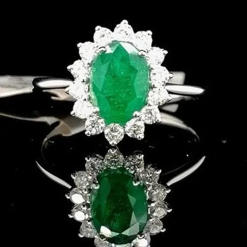 Emerald & Diamond 18ct Ring