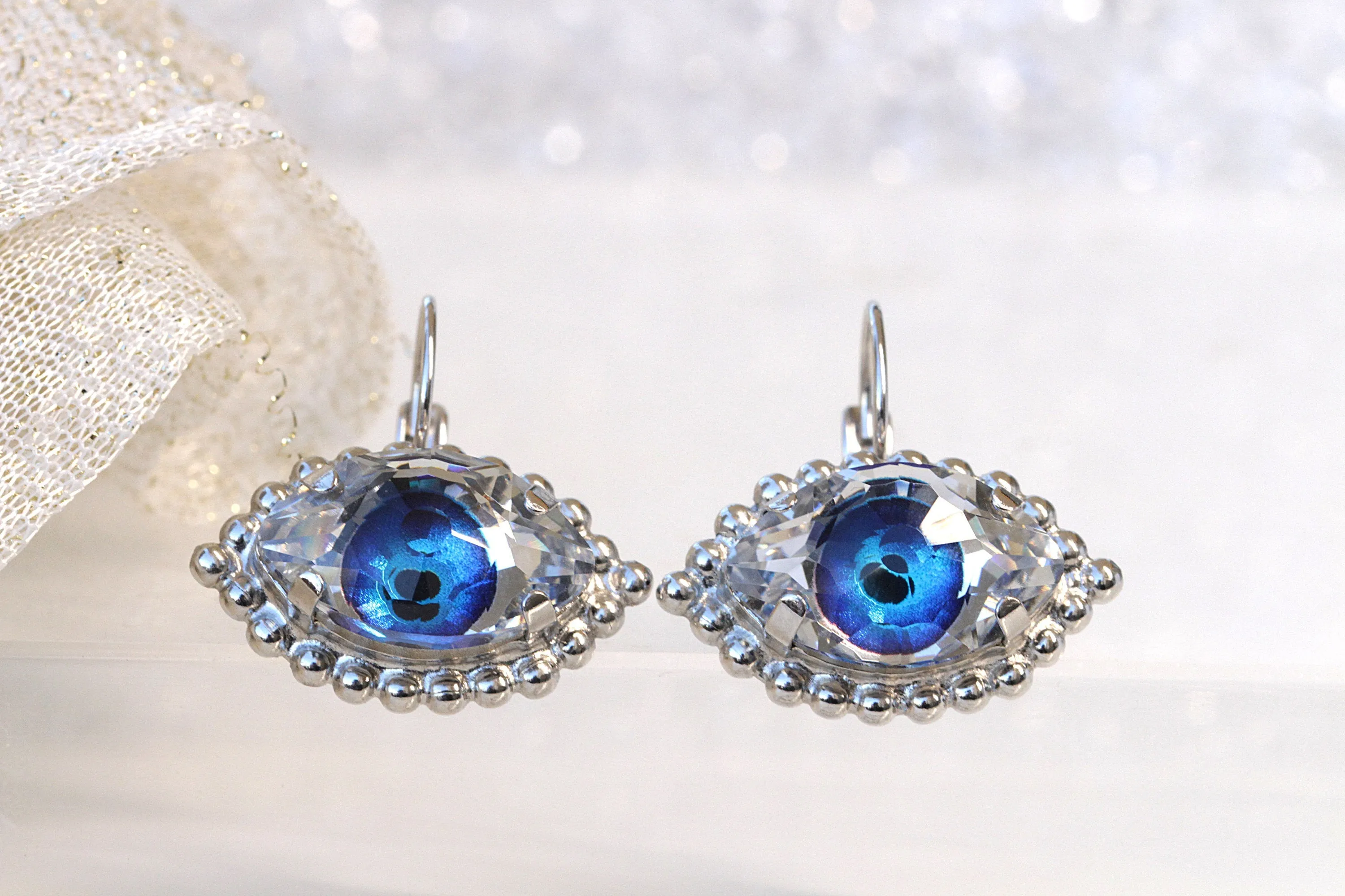 EYE EARRINGS