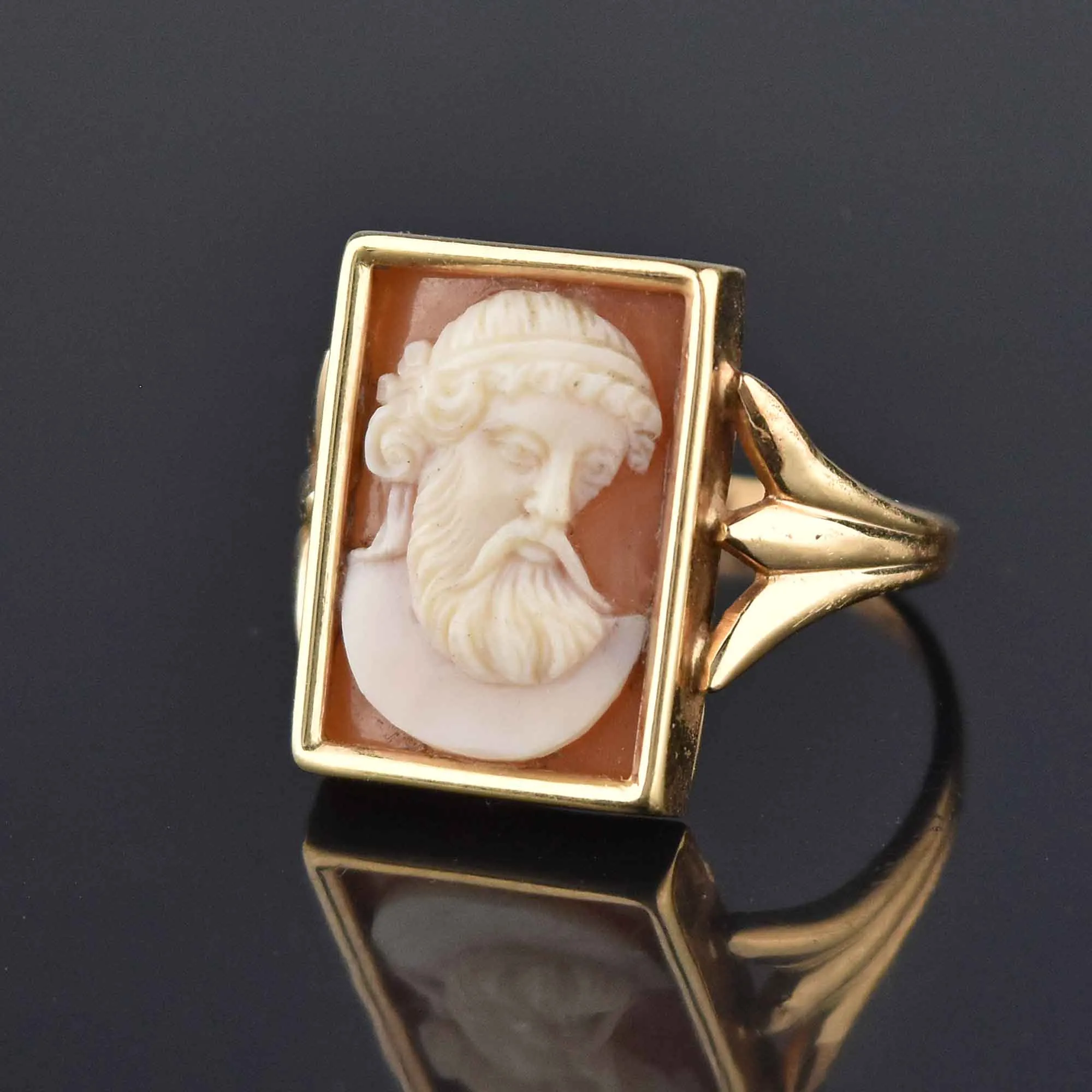 Finely Carved Cameo 14K Gold Mens Ring, Sz 10.25