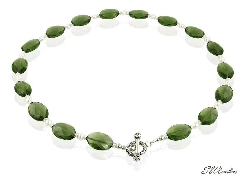 Green Crystal Pearl Beaded Necklace