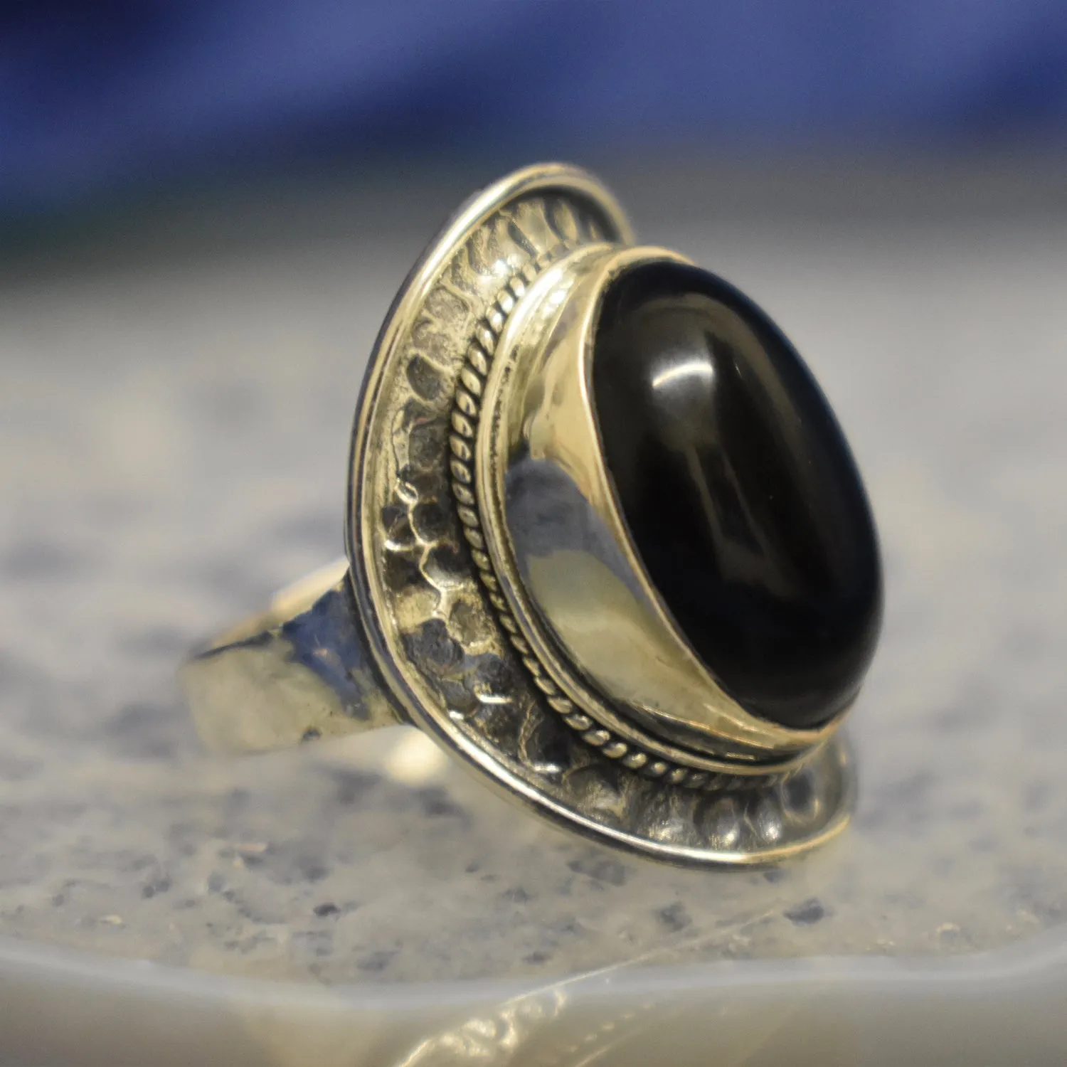 Hammered Setting Onyx Ring (925) Sterling Silver