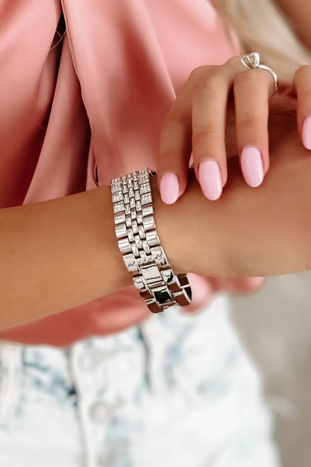 High Roller Rhinestone Embellished Metal Apple Watch Band (Silver)