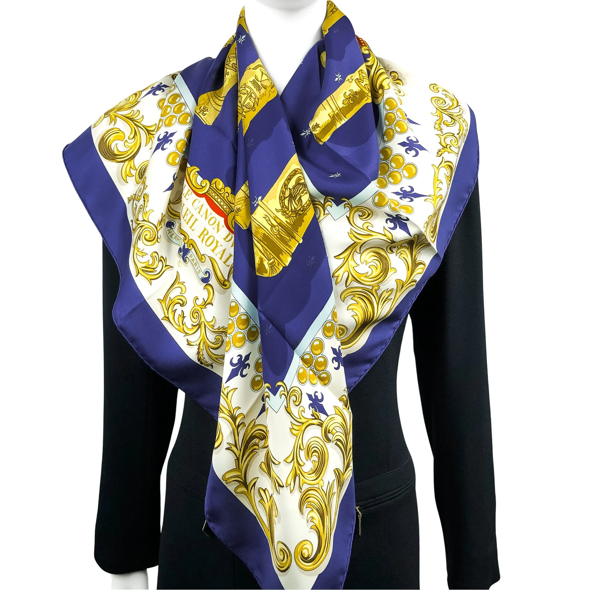 Le Canon du Soleil Royal Hermes Scarf by Peron 90 cm Silk RARE Navy & White