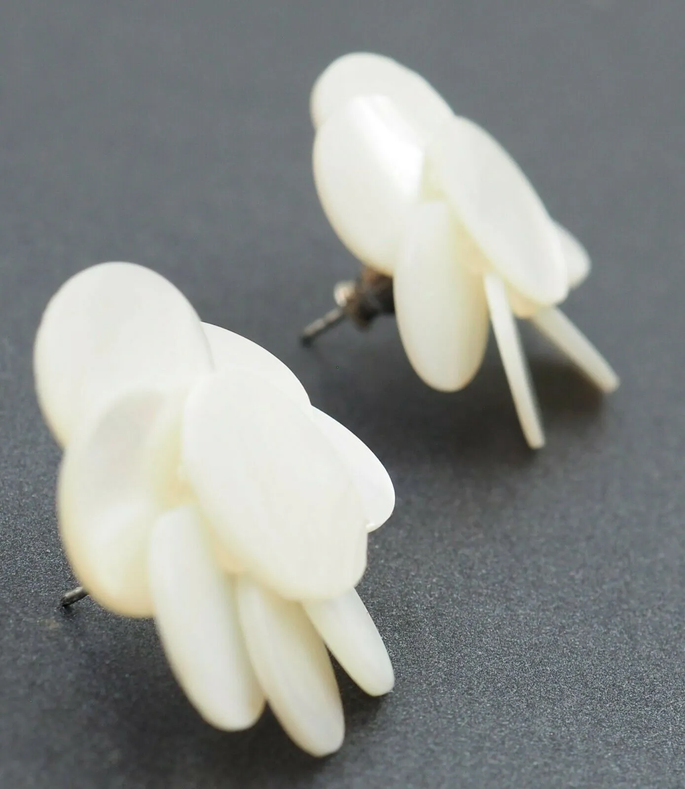 Mother of Pearl Flower Earrings