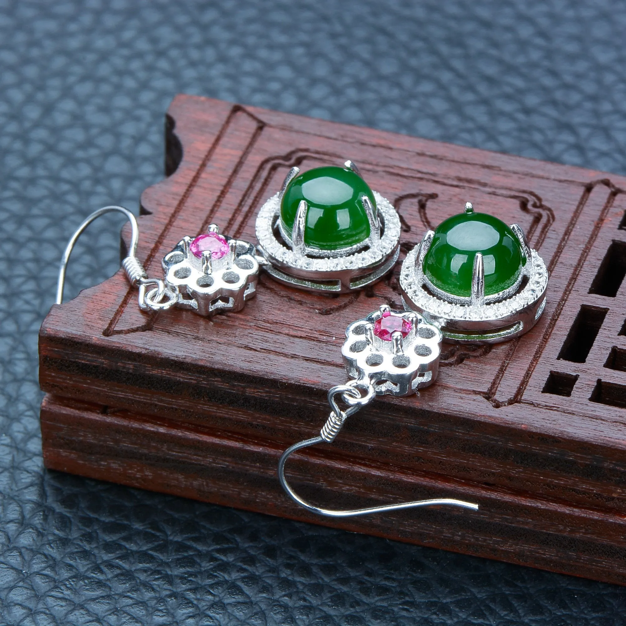 Natural Jade Earrings Nephrite Silver Earrings NE161