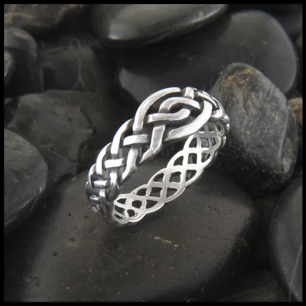 Open Knot Ring in Silver