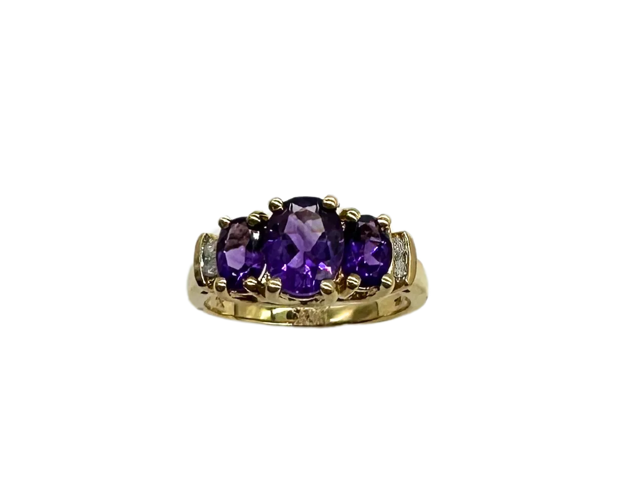 Oval Amethyst 3-Stone Ring