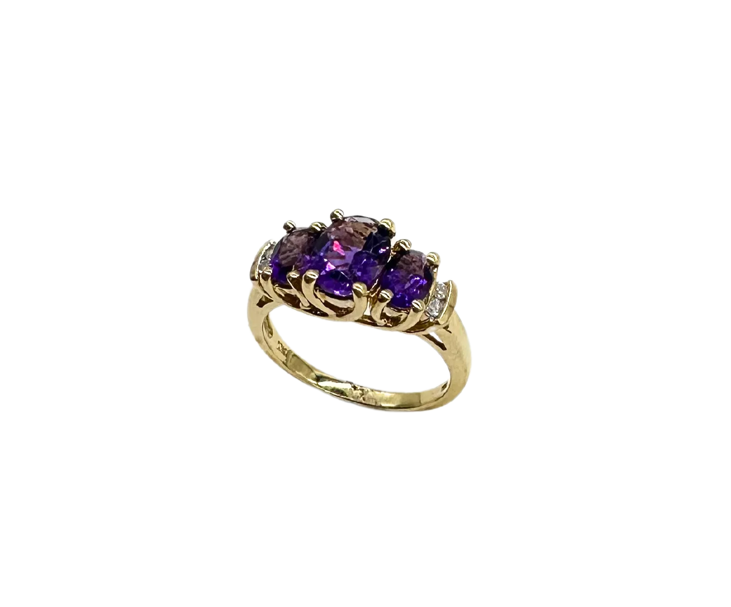 Oval Amethyst 3-Stone Ring