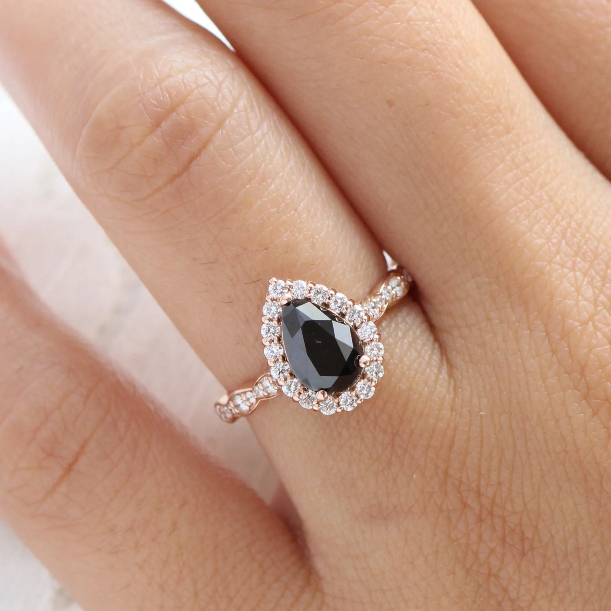 Pear Black Diamond Engagement Ring in Luna Halo Scalloped Diamond Band