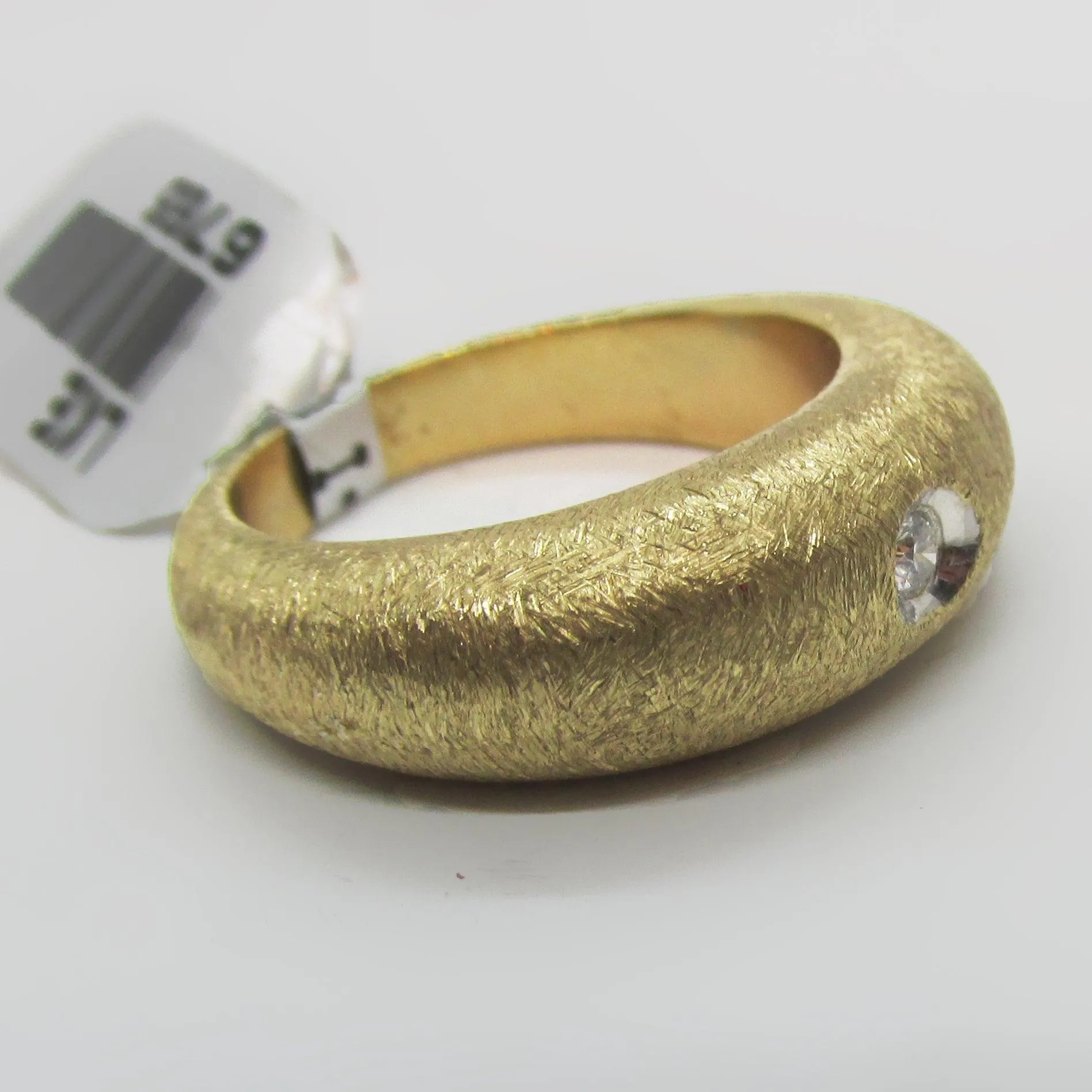 Textured Wide 14K Yellow Gold with Diamond