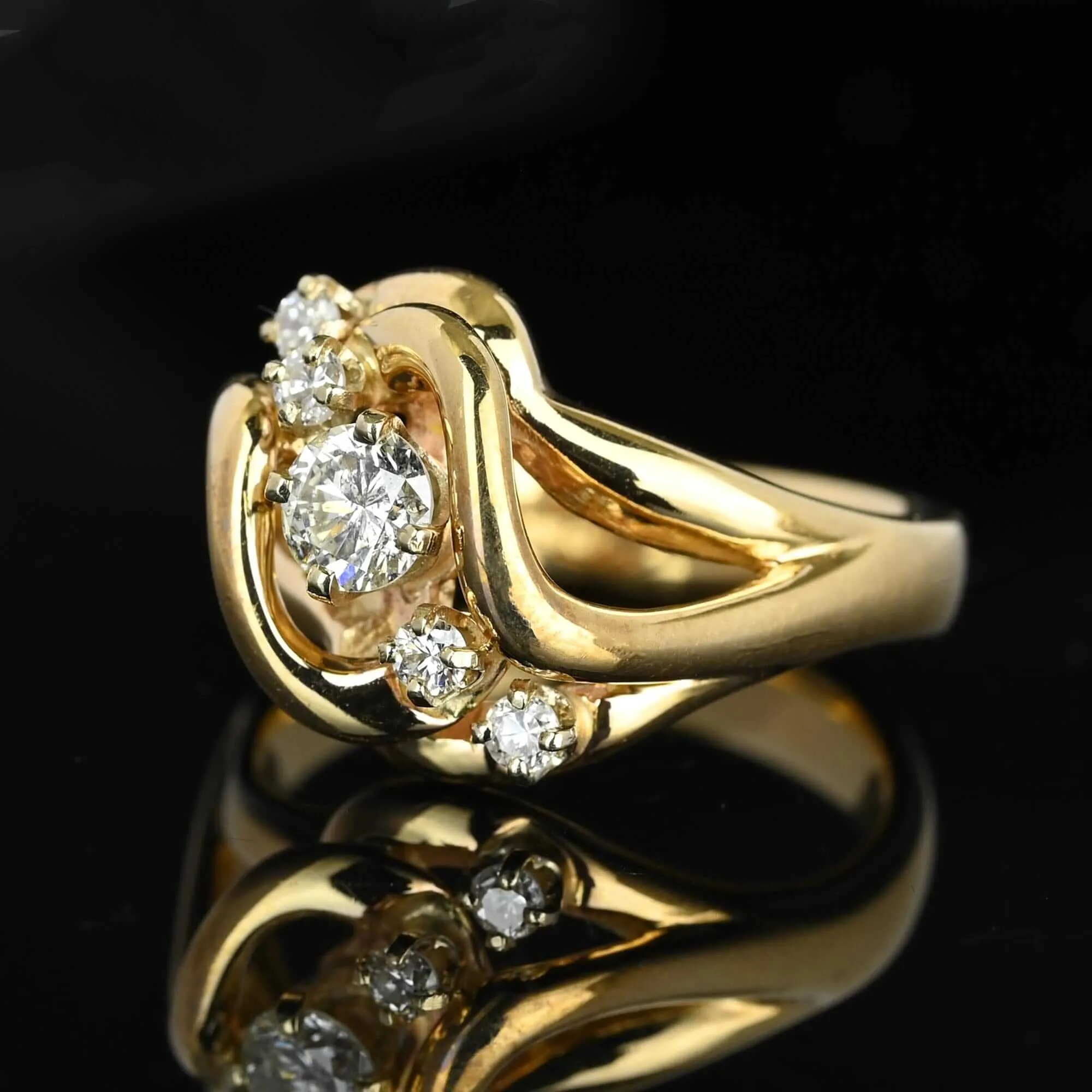 Vintage 14K Gold .50 CTW Diamond Love Knot Ring