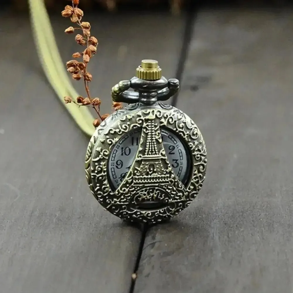 Vintage Quartz Steampunk Pocket Watch Women Man Necklace Pendant with Chain Gift Necklace Carving Chain Clock Pocket Fob Watch