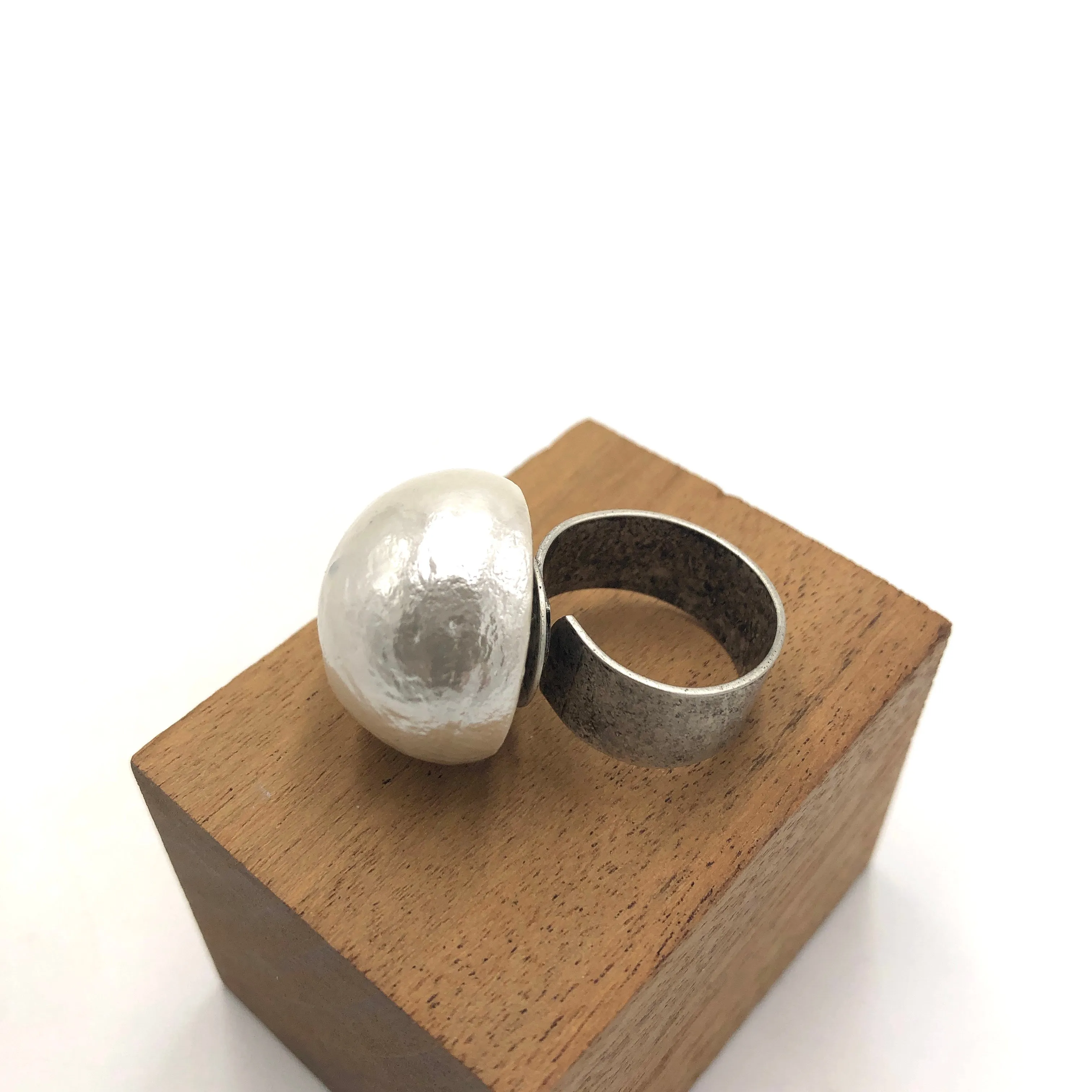 Vintage White Cotton Pearl Cocktail Ring